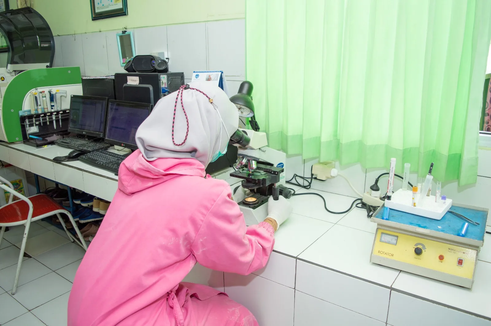 Laboratorium (24 jam)